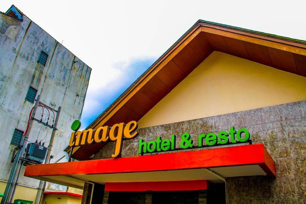 Image Hotel And Resto Bandung Buitenkant foto